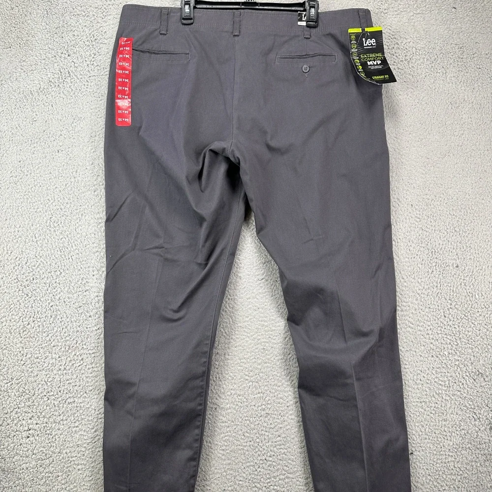 Lee Extreme Motion Mens Performance Khaki Pants Mens 42X32 Gray Straight Fit NEW